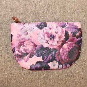 ☀️ 3/$10 Floral Pink and Purple Women's Makeup bag